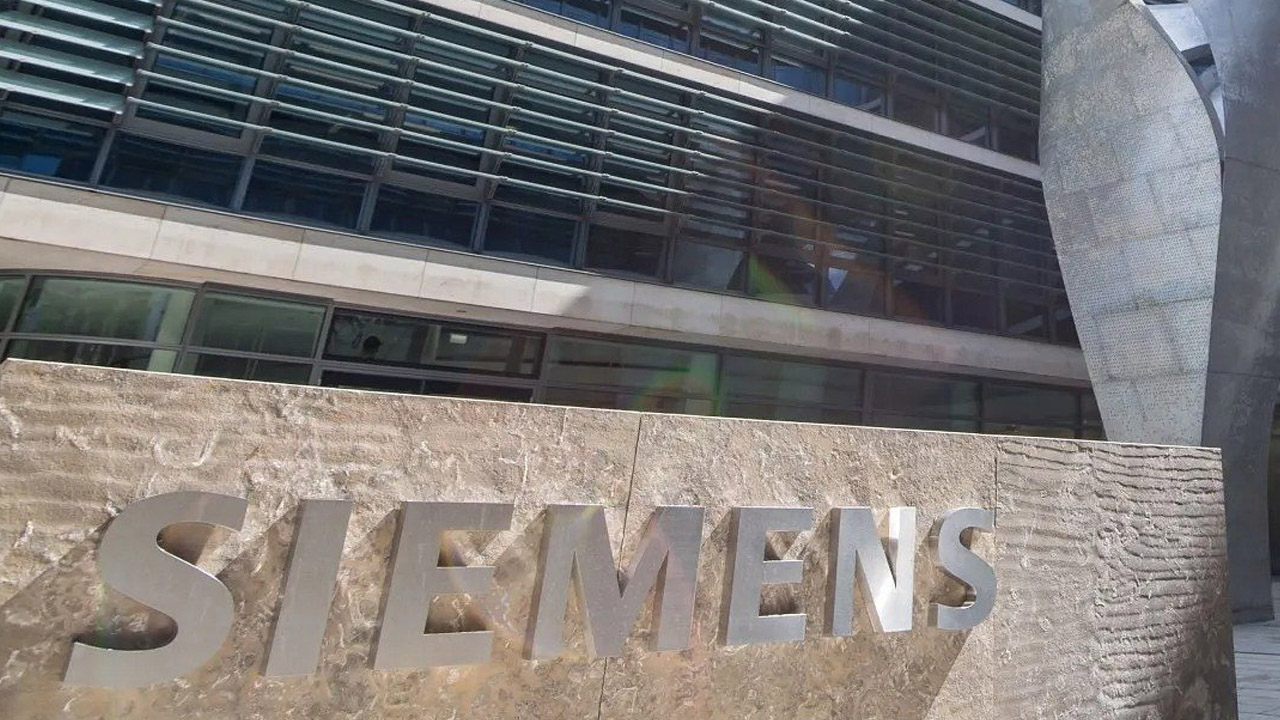 Siemens słucha ludzi, upraszczając swoje operacje finansowe
